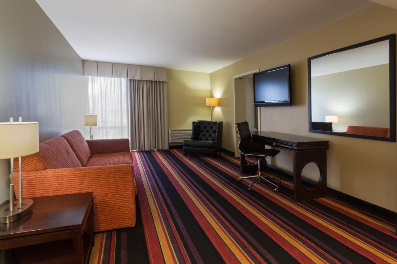 Clarion Hotel New Orleans - Airport & Conference Center ケナー エクステリア 写真